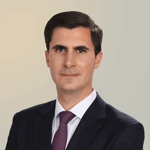 Headshot of Miguel Bandeira