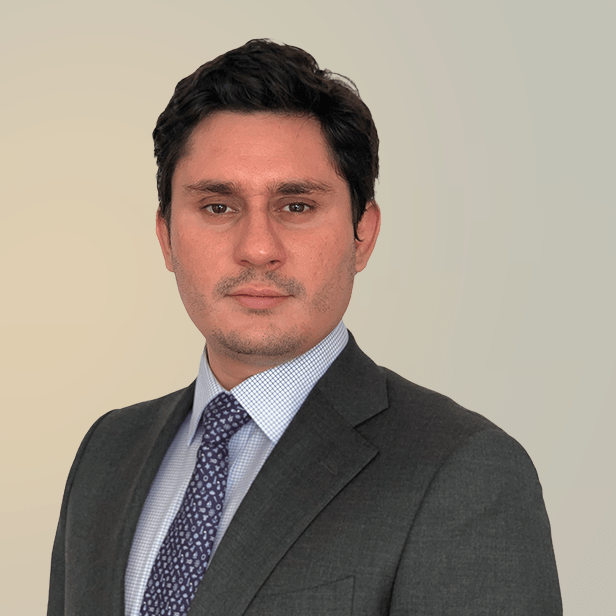 Headshot of Oliver Dino-Guida