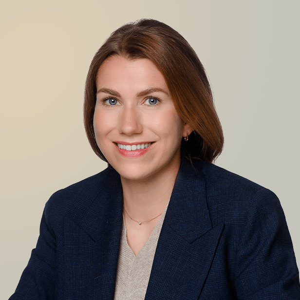 Headshot of Carolin Drewes