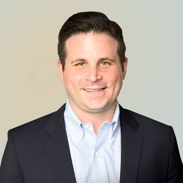 Headshot of Eli Greif