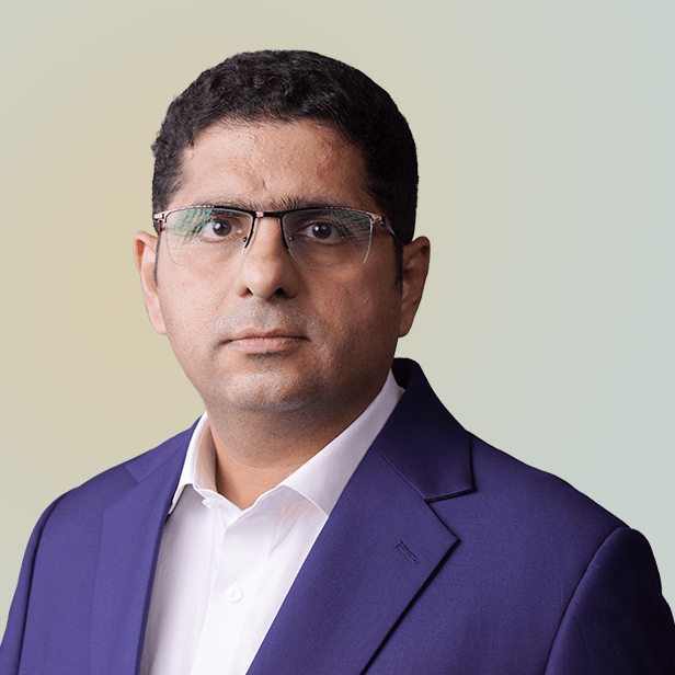 Headshot of Mohit Kapoor