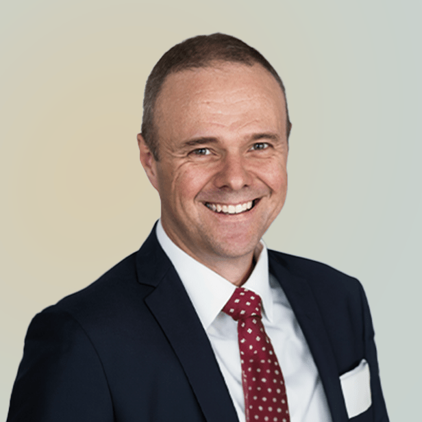 Headshot of Andreas Mentzer