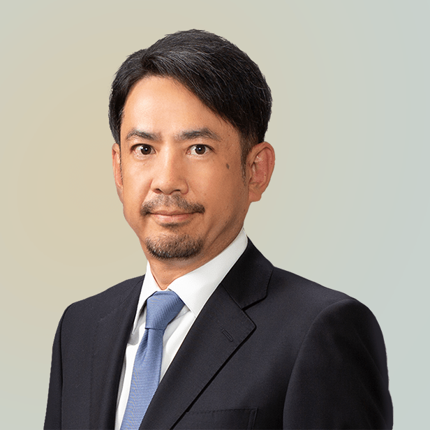 Headshot of Kensuke Nakatsuka