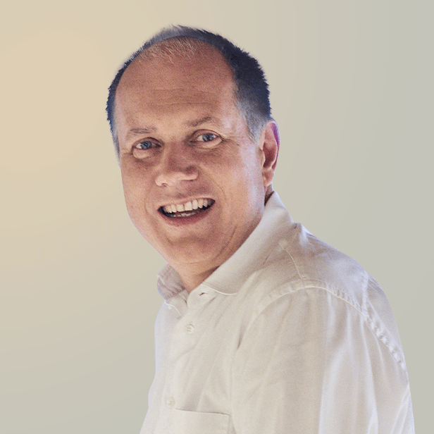 Headshot of Frank Riemensperger