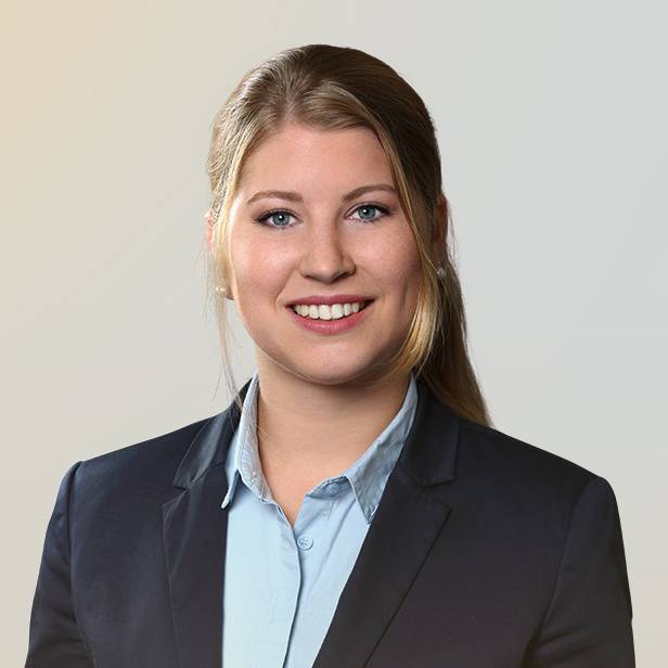 Headshot of Lisa Weigel