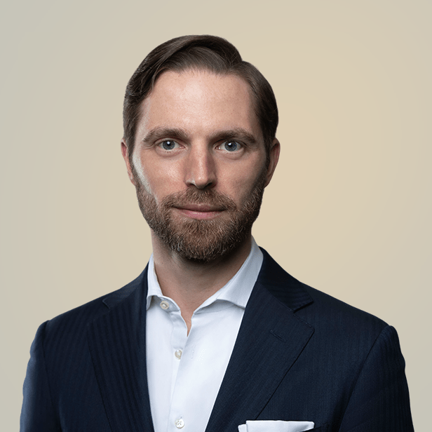 Headshot of Simon von Witzleben